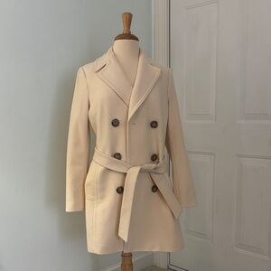 Banana Republic Cream Double-Breasted Trench Coat
